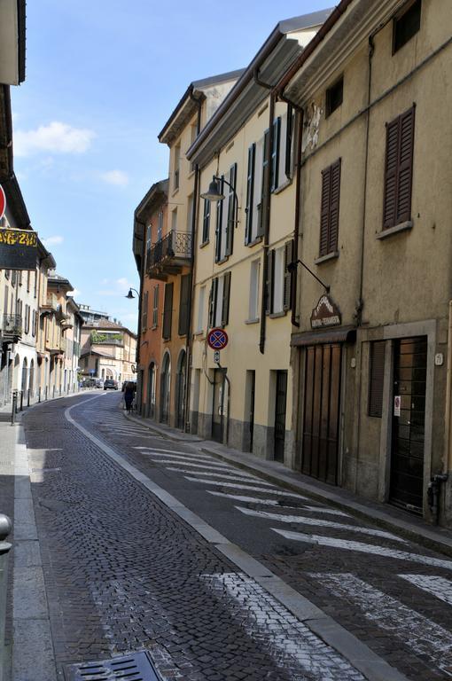 La Corte Fiorita Como Exterior foto